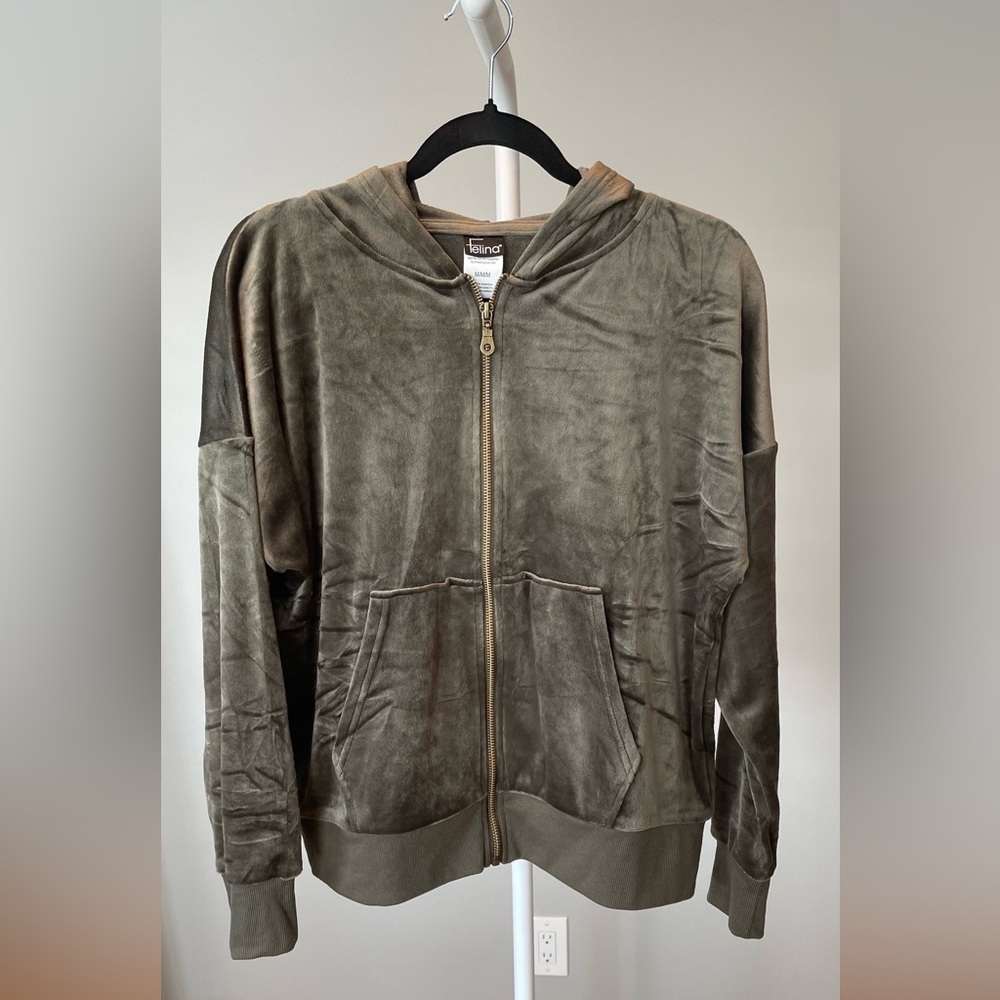 Felina Olive Velour Sweatsuit with Zip-Up Jacket and Jogger Pants - Size Medium - Picture 6 of 9